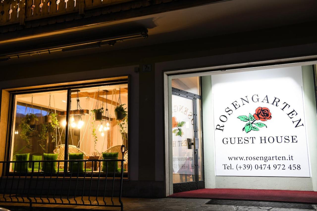 Guesthouse Rosengarten Добиако Екстериор снимка