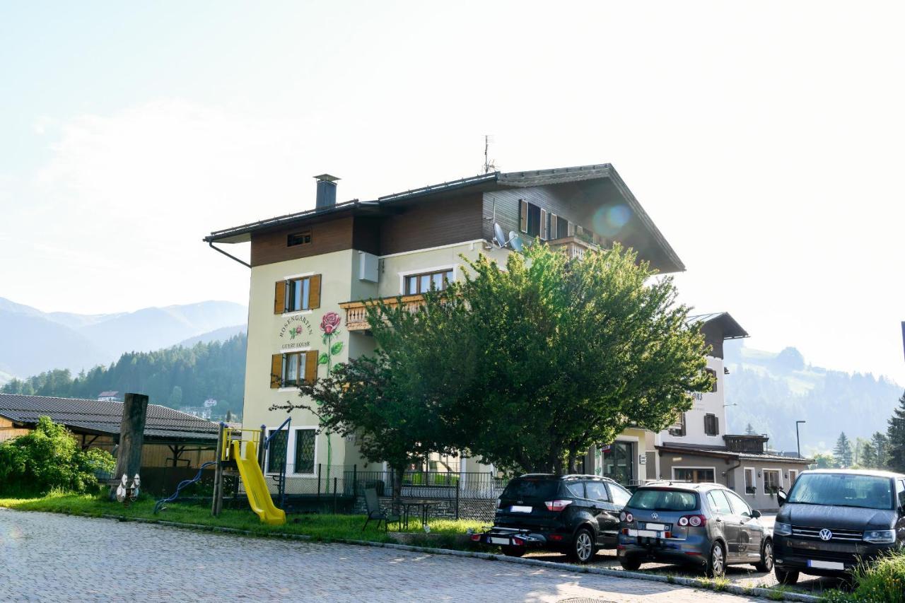 Guesthouse Rosengarten Добиако Екстериор снимка